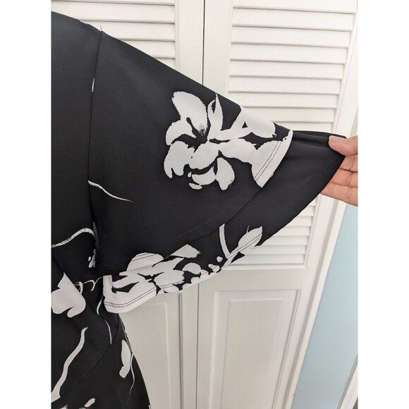 Lane Bryant Dress Women's 22/24 Black White Floral Flutter Sleeve A-Line Stretch - Picture 3 of 13